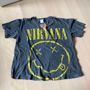 Madeworn Nirvana Cropped Tee size M